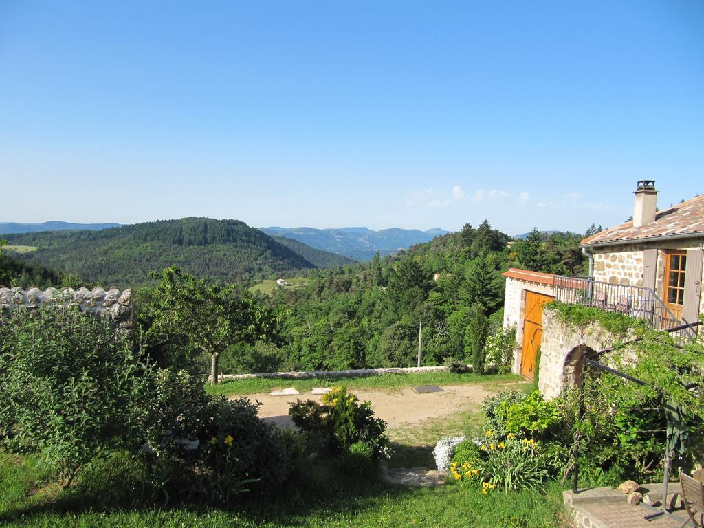 Le Petit Rias Gite Soleil Saint Maurice en Chalencon Eksteriør bilde