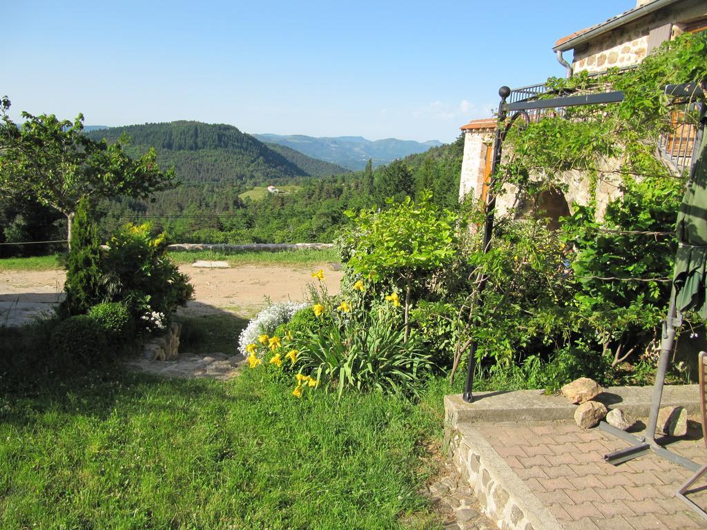Le Petit Rias Gite Soleil Saint Maurice en Chalencon Eksteriør bilde